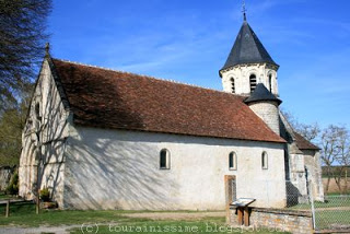 86 : Quinçay - L'Eglise et le Presbytère 27222